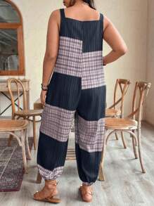 SHEIN Clasi Plus Size Women's Plaid Pocket Loose Wide Leg Jumpsuit With Straps Women Summer Clothing Women Summer Jumpsuit Woman S Summer Clothes Women S Clothes Work Summer Jumpsuit Women Short Jumpsuit Summer Women Summer Sets Women Plus Clothing Formal Women Casual Jumpsuit - Grey - View 2