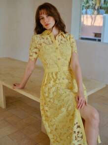 MOTF STUDIO VESTIDO MIDI CINTURADO CON HEBILLA DE ENCAJE GUIPURE