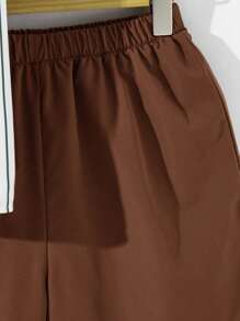 SHEIN 2 件青少年男孩休闲二合一 Polo 领短袖衬衫和松紧腰短裤套装，适合秋季、春季、夏季、户外玩耍、学校、街头、派对和休闲 - 棕色 - 查看 4