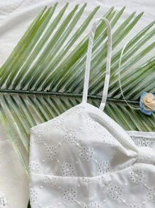 Soleia Top de tirantes para mujer de vacaciones, con textura de jacquard, tirantes de espagueti, detalle de lazo en el busto, bajo con volantes, una prenda versátil y casual para usar diariamente, ir al trabajo, citas, tomar el té de la tarde, la playa, cruceros, vacaciones en la ciudad, todo el año, bodas, playa, vacaciones de primavera/verano, cruceros, vacaciones en una isla, festivales de música, vacaciones con estilo bohemio - Blanco - Ver 5