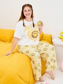 SmileyWorld® | SHEIN Plus Size   Women Summer  Y2K Cleanfit Casual Rave Outfits Festival  Punk Cover Up  Retro Vintage Cartoon Casual Cute Funny Loose Knit  Butter Yellow Cartoon Heart Smiling Face Tie-Dye Pattern Short Sleeve T-Shirt And Pants 2-Piece Pajamas Set