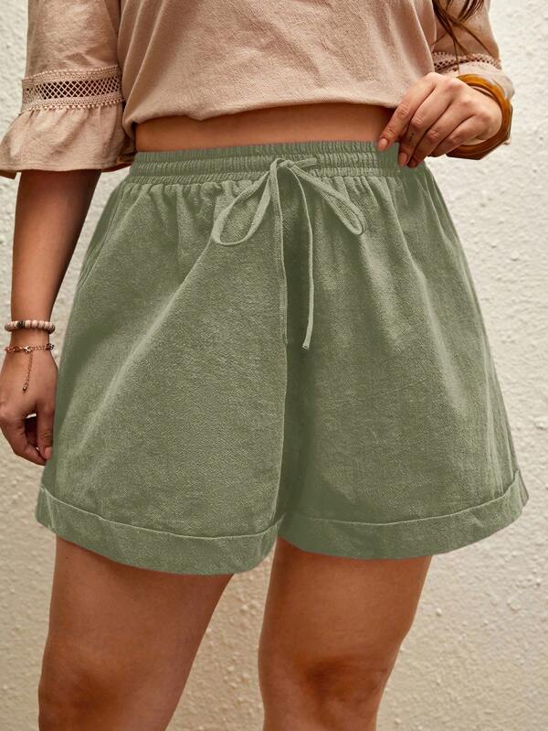 SHEIN VCAY Plus Size Solid Color Fashion Shorts, Suitable For Summer