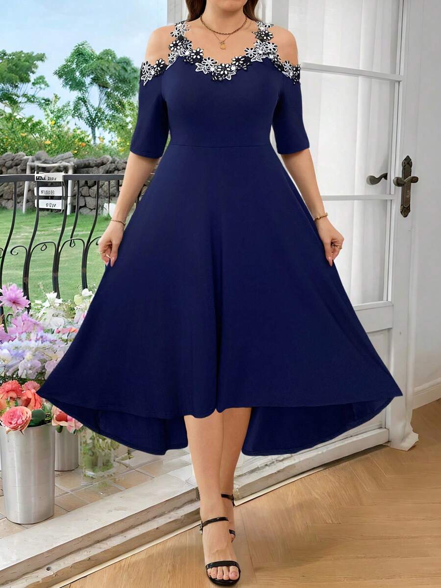 SHEIN Clasi 大码女式花卉印花露肩短袖优雅中长连衣裙 - 藏蓝色 - 查看 1