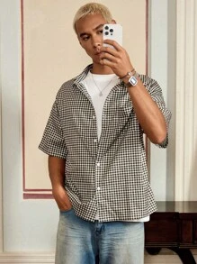 Manfinity Men's Casual Plaid Short Sleeve Shirt, Summer