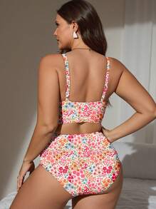 Plus Size Romantic Ditsy Floral Bandeau Bikini Set Set Suitable For Going Out For Summer Beach Vacation - Multicolor - View 2