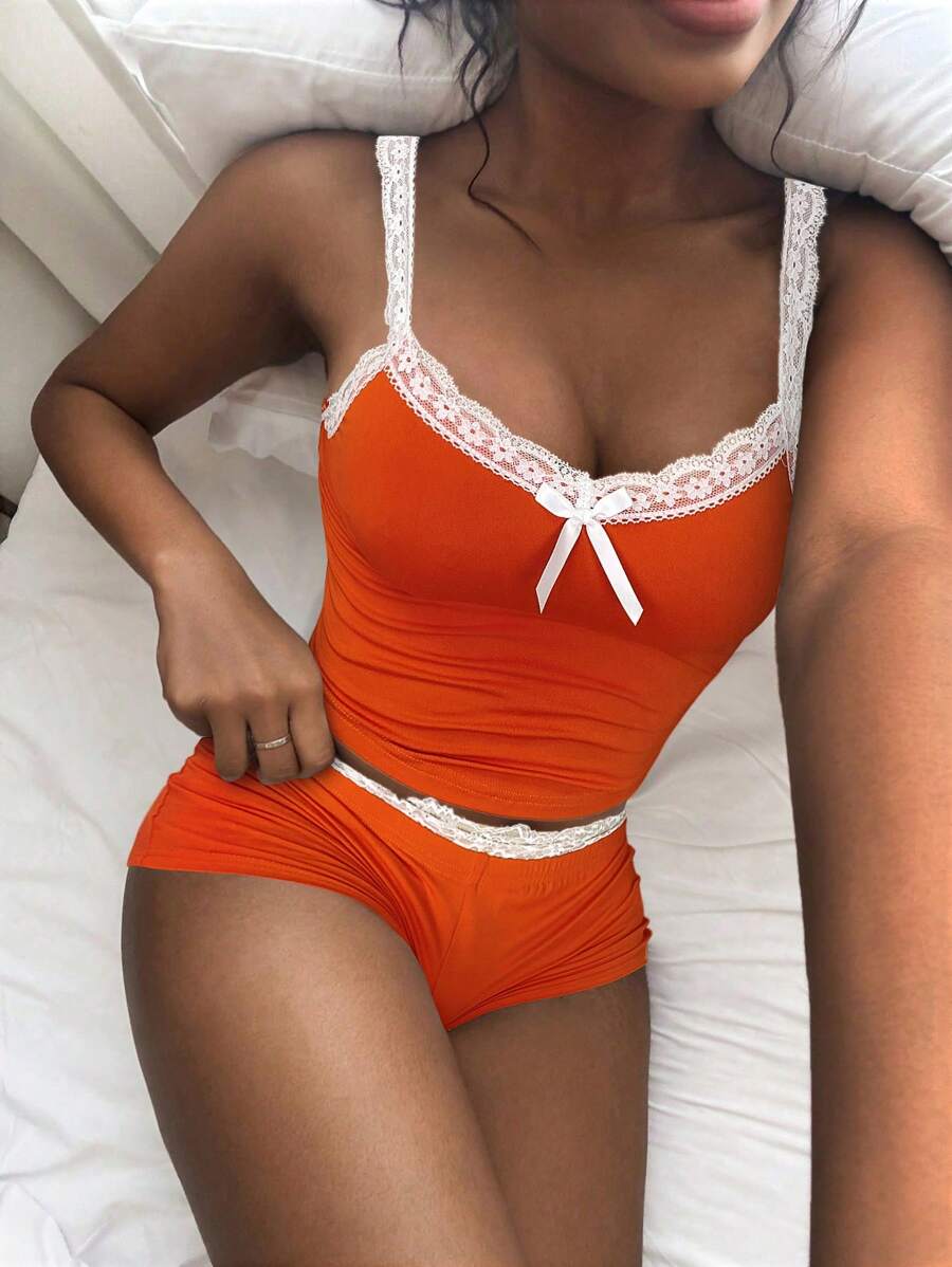 Amplova 2pcs/Set Contrast Color Orange Lace Patchwork Bow Decor Camisole Top And Super Low Waist Lace Patchwork Mini Shorts - Orange - View 1