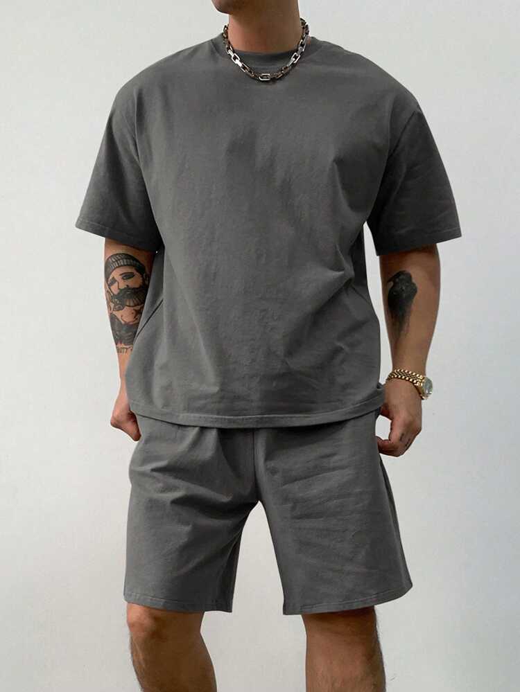 Summer Solid Grey Regular T-Shirt & Shorts For Men, Cozy Outfits