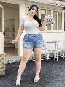 SHEIN ICON 夏季大码女式街头风印花牛仔短裤 - 中等水洗藍 - 查看 3