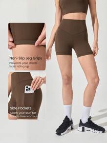 GLOWMODE 4.3'' FeatherFit™-Sculpt Insta-Cinch Tummy Control Shorts With Side Pockets Non-Slip Grips Medium Impact Running Jogging Training Gym Workout - Cinnamoninspiration - View 4