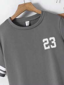 SHEIN 2pcs Kids Tween Boy Casual Versatile Printed Pattern Mix Thick & Thin Stripes Round Neck Short Sleeve T-Shirt + Jogger Pants Knit Set - Grey - View 3