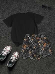 SHEIN 2pcs/Set Men's Graphic Print Short Sleeve Crew Neck T-Shirt And Shorts Set  For Summer