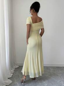 Modelyn Vestido ajustado de flores de hombros descubiertos, elegante y estilizador, para primavera/verano