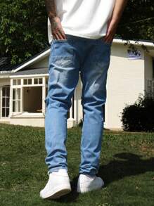 Manfinity Roughcore Jeans décontractés et délavés effilochés pour hommes - Jean clair - Voir 2