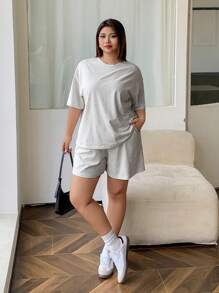 Dazy Plus Conjunto de pijama casual de talla grande con top de cuello redondo de punto de unicolor y pantalones cortos - Gris - Ver 4