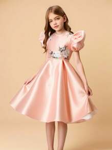 Robe courte de demoiselle d'honneur à ligne A, texture à volants et manches bouffantes, de qualité supérieure, pour mariage, bal de promo, anniversaire - Rose bonbon - Voir 1