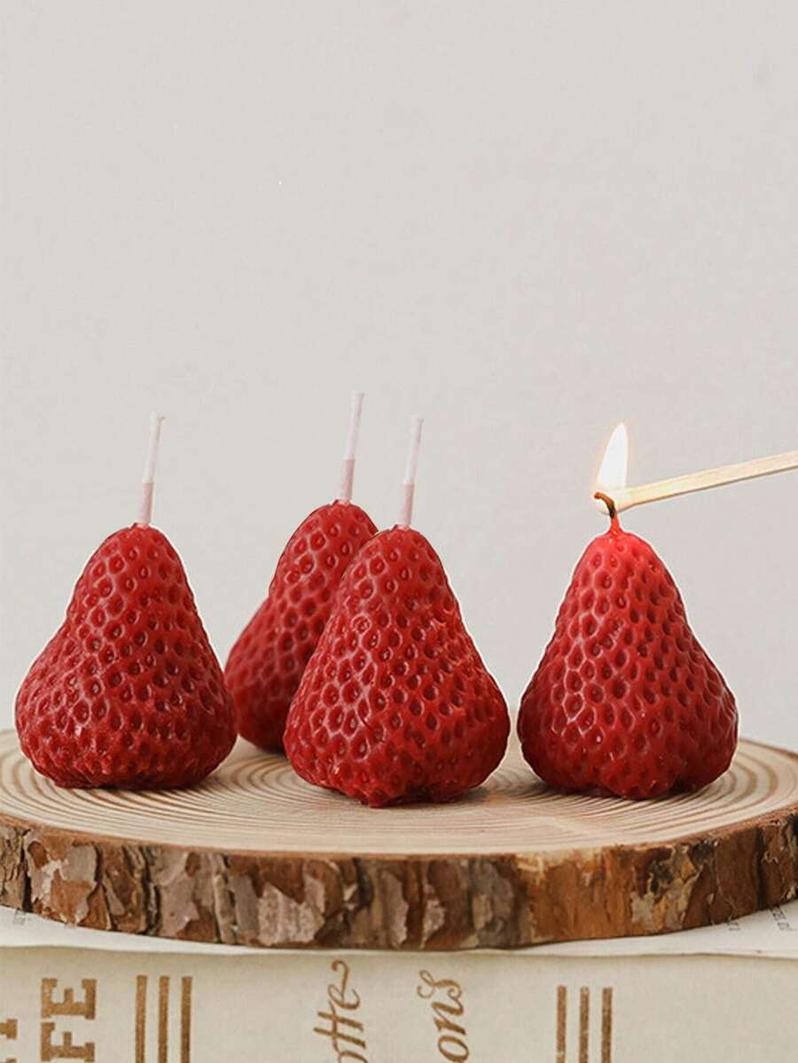 2/4pcs Red Strawberry Scented Soy Wax Candles, Ideal For Birthday Gift Or Valentine's Day,Room Decor,Gifts - Red - View 1