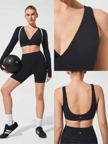 GLOWMODE FeatherFit™ Studio Crush V-Ausschnitt Kragen Abnehmbare Cups Kreuzgurt Sport-BH Für Geringen Aufprall Yoga Pilates Barre Studio Tägliches Lässig Tragen