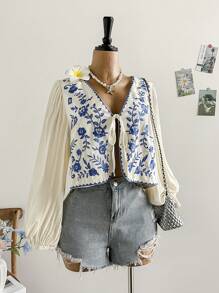 Dreamara 大码女式 V 领白色面料长袖上衣，带黑色花卉刺绣、系带腰部和灯笼袖 - 藍白色 - 查看 5