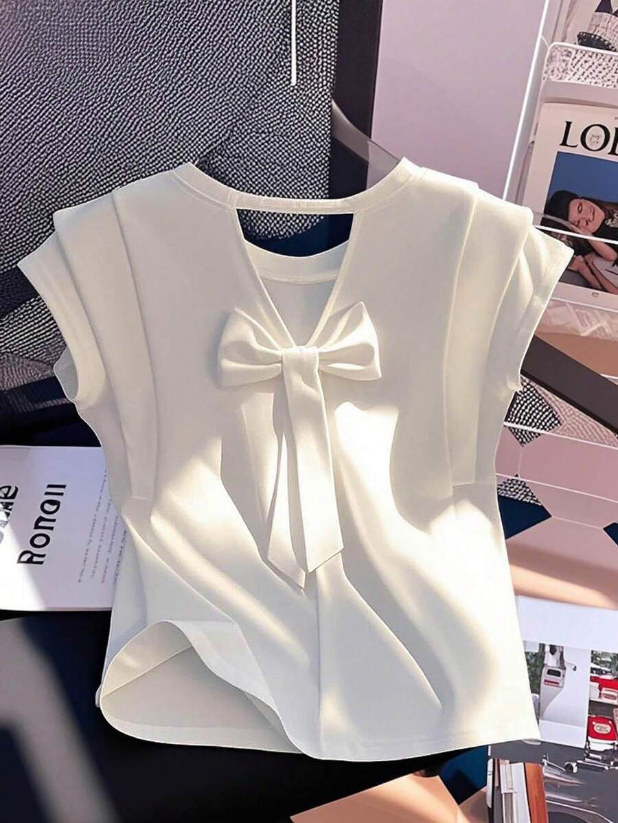GlowEve 女式休闲纯色蝴蝶结装饰锁孔领 T 恤，夏季 - 白色 - 查看 1