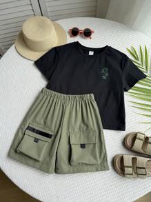 2 件儿童男童休闲日常和节日纯色印花图案 T 恤和宽松短裤套装，舒适百搭，适合学校、花园、海滩、生日、春夏秋冬