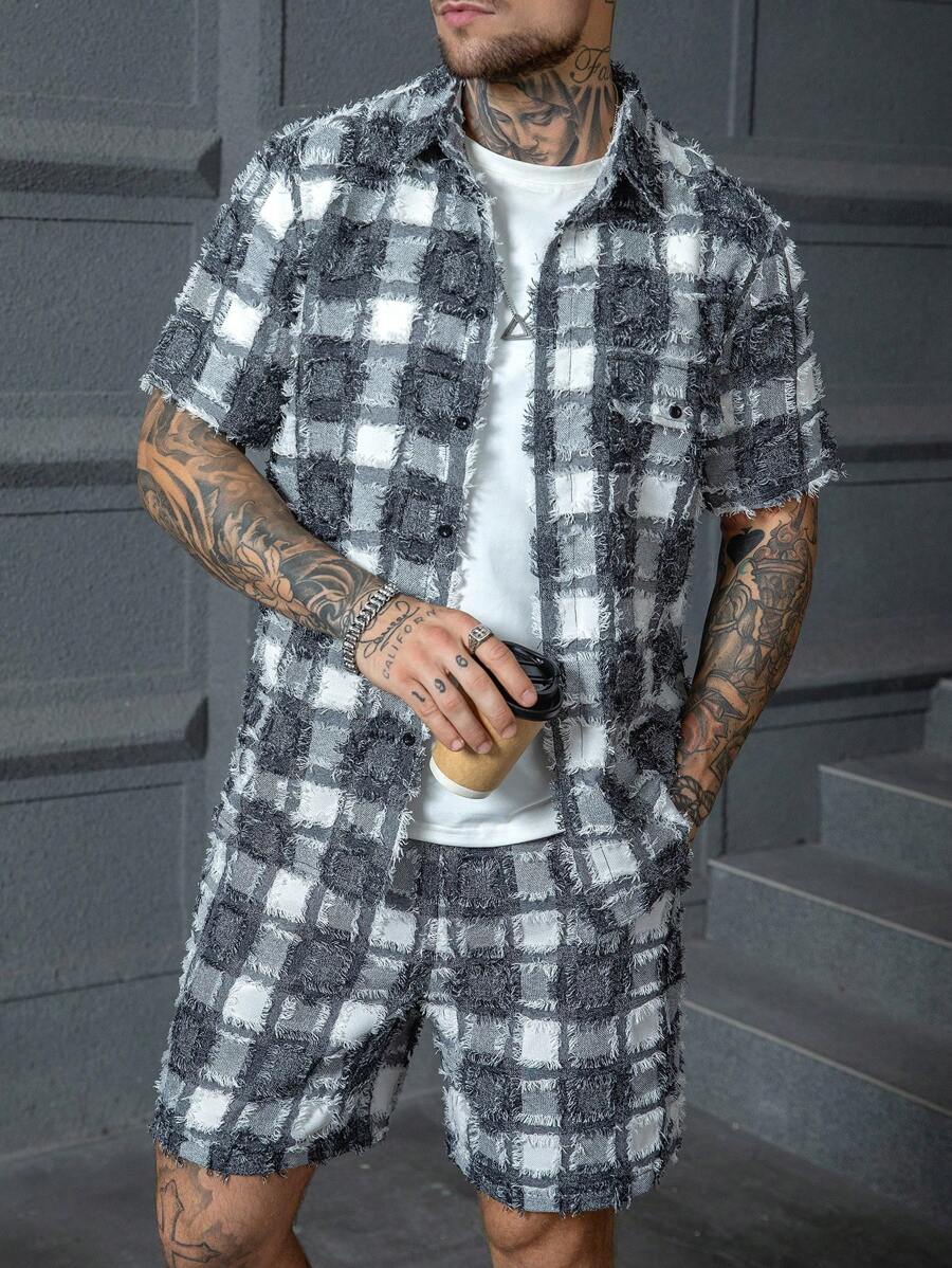 Manfinity LEGND Bộ quần áo nam thường ngày kẻ sọc tua rua màu tương phản áo sơ mi và quần short thời trang đường phố Bộ trang phục nam Bộ trang phục nam - Nhiều màu - Xem 1