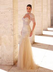 Glamrae Vestido elegante y lujoso con contraste de malla, perlas y lentejuelas en diseño de cola de pez con mangas con flecos, adecuado para bodas, fiestas, vacaciones, galas y vestidos de noche (Resistente)