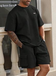 Manfinity Homme Conjunto de camiseta y pantalones cortos casuales para hombres talla grande, conjunto de dos piezas casuales de verano para hombres - Negro - Ver 3