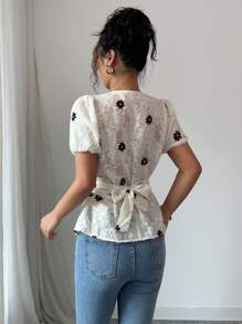 SHEIN Unity Blusa elegante de mujer con dobladillo asimétrico, bordado y corte láser - Beis - Ver 2