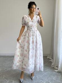 Modelyn French Retro V-Neck Petal Sleeve Waist Fitted Women's Dress