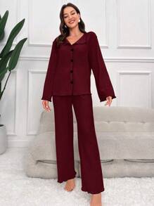 SHEIN طقم بيجامة نسائي من قطعتين (ملابس علوية وبنطلون) بأكمام طويلة وأزرار أمامية، لون بوردو، بيجامة نسائية مريحة للاستخدام المنزلي والراحة، بيجامة نسائية بأكمام طويلة، ملابس خريف وشتاء - عنابي اللون - مشاهدة 3
