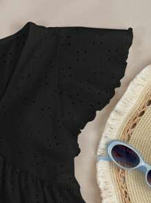 SHEIN T-shirt court à col en V et manches courtes pour adolescentes, essentiel noir, tenue d'été, essentiel de la saison des mariages/Cottagecore/Convient pour l'été/À porter à tout moment/Bohème/Vêtements de style bohème shorts pour l'été/Tenues de vacances à la plage/Vêtements d'été Tenues de vacances