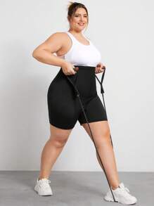 SHEIN CURVE+ Shorts negros skinny de talla grande, para el verano