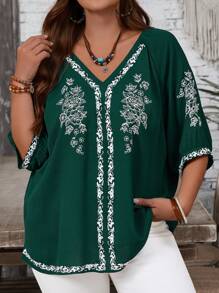 EMERY ROSE Plus Size Women Summer Floral Print V-Neck Raglan Sleeve Loose Blouse - Black and White - View 1