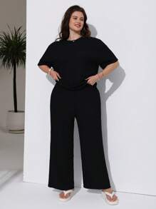 Solflare Plus Size Plain Round Neck Short Sleeve Casual Top And Pants Set