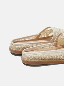 Styleloop Women Casual Round Toe Flat Shoes With Hollow Embroidered Design, Holiday Style