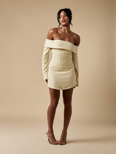 MISSGUIDED Off Shoulder Mini Dress With Corset DetailMISSGUIDED