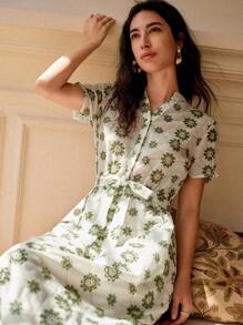 Écloséra Vestido de mujer de manga corta con estampado de flores de líneas verdes sobre base blanca y cintura elástica - Blanco - Ver 6