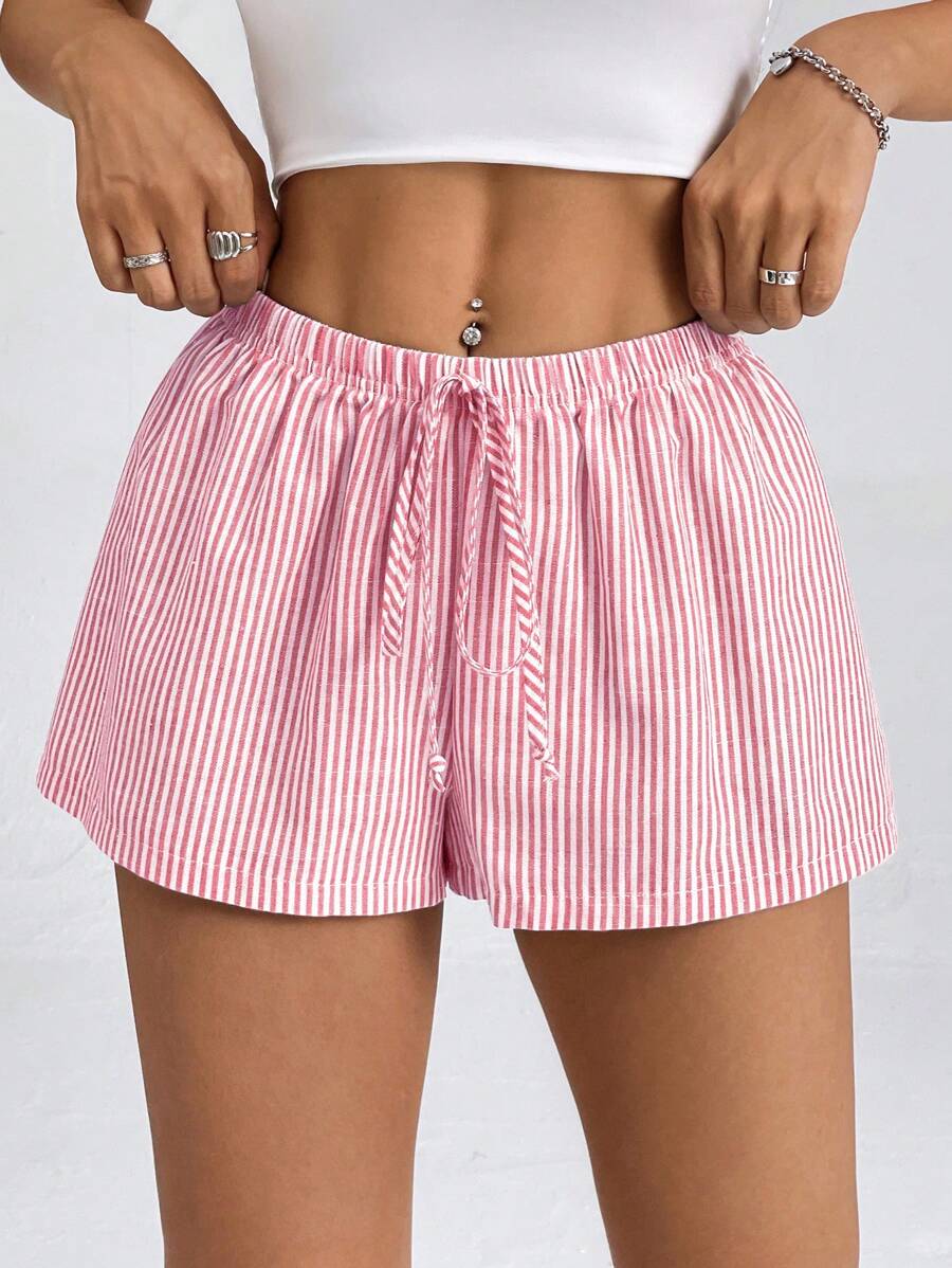 SHEIN PETITE 女士夏季海滩度假条纹低腰短裤 - 粉色 - 查看 1