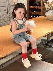 Dazy Kids 女童休闲宽松破洞牛仔背带裤，可爱夏季 - 淺灰色 - 查看 3