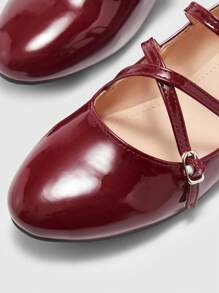 CUCCOO BIZCHIC 女士圆头平底鞋，多带设计，舒适百搭，酒红色日常办公平底鞋