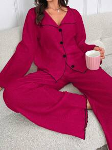 طقم بيجامة طويل مصنوع من الأكريليك بلون وردي فاتح مع طوق وتشطيب متباين للنساء، طقم بيجامة مصنوع من الأكريليك، ملابس خريفية