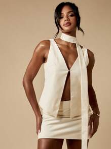 MISSGUIDED Ensemble jupe et gilet contemporain, cravate assortie. Tenue de soirée, de mariage ou de travail, mode minimaliste