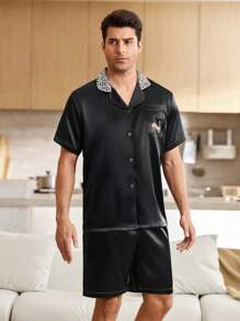 CoupledUp Satin Hausanzug-Set mit süßem Dackel-Muster für Paar, Herren - Schwarz - Übersicht 7