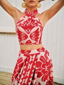 Maija 女士红色夏季套装包括露背露背短款上衣和花卉印花 A 字裙，配有松紧腰带和侧拉链，舒适的夏威夷海滩度假两件套服装