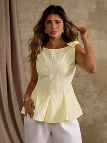 Roveilla Plus Size Women Yellow Floral Jacquard Bow Decor Camisole, For Vacation Summer Clothes Women Summer Shirts Women Summer Clothes Dress Women Clothes Women Summer Sets Butter Yellow