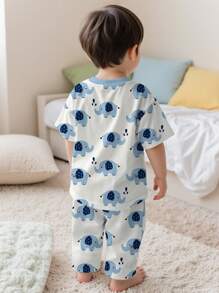 男童卡通图案宽松休闲睡衣套装，适合夏季