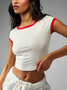 MISSGUIDED Active Club Sport Baby Tee Workout Crop Top Fitted Athletic Running Training Exercise Performance Gym Athleisure Basic Short Sleeve - White - View 2