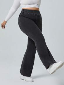 SHEIN PETITE CURVE Jeans taglio slim a zampa con effetto vissuto, taglie comode
