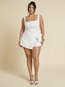 SHEIN BAE 大码女式优雅纯白色纹理刺绣花朵系腰短裙裤，度假海滩白色短裙裤，春夏，Y2K，美国独立日，俱乐部性感，乡村音乐会，美国独立日，音乐会狂欢节，西部，毕业典礼，度假，生日，白色短裙裤，生日 - 白色 - 查看 4