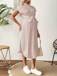 SHEIN 孕妇蝙蝠翼短袖口袋休闲条纹连衣裙，夏季